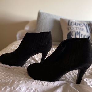 Black Heeled Boots